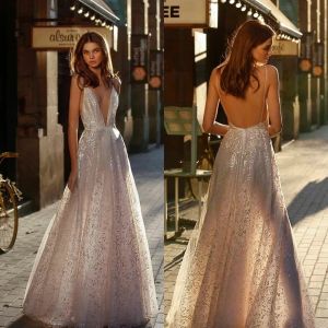 2024 Fashion Wedding Dresses Spaghetti Straps Applicies spetsbrudklänningar Custom Made Open Back Sweep Train A-Line Wedding Dress