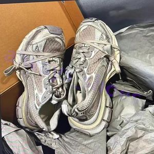 أحذية غير رسمية Triple S Track 3.0 Sneakers شفافة النيتروجين الكريستالية الخارجي الأحذية رجال المدربين النسائيين الأسود الأبيض الأخضر الحجم 35-45 A49