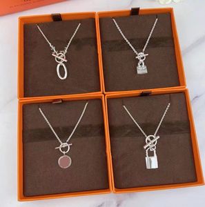 Designer Pig Nose pendant Necklace women OT buckle lock silver necklace Titanium stainless steel female head bag circle tag clavicle chain Jewelry gift