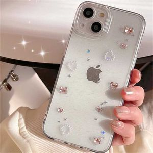 Корпуса сотового телефона роскошная розовая 3D -бабочка Diamand Phone Case подходит для iPhone 15 14 13 12 11 Pro Max Mini XS XS 7 8 Plus Epoxy Glitter Transparent Soft C J240418