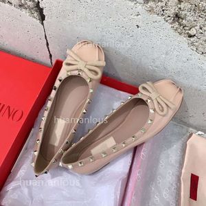 Ballet Designer Ballerinas Shoes Valens Tino Ribbon Girl Shoe Lace Satin Lady Same New Flat Bottom Bowtie Mary Single Women's B51O