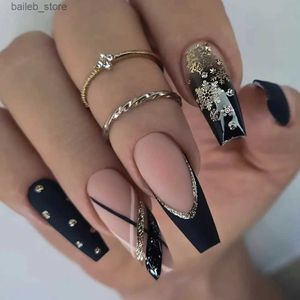 False Nails 24st Gradient Black Fake Nails Christmas Snowflake False Nail Patch Full Cover Wearable Nail Tips 2023 Nyårsgåvor Y240419