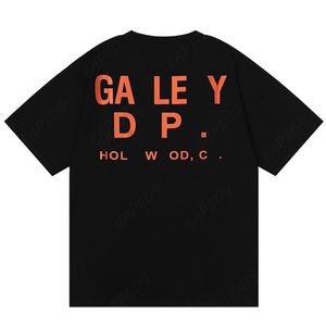 T Shirt Tasarımcı Erkek Tişörtler Tshirt Logo Kısa Yaz Moda Baskılı Gömlek Sıradan Giysiler Şortlu Kılıf Kıyafetleri Hip Hop Çiftleri Tees Sokak Giyim Lüks Tee Gömlek