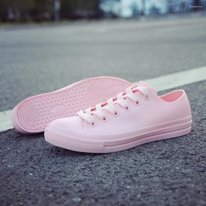 Sapatos casuais botas de chuva feminina feminina de baixa panela pequena PVC branco diário de água plana