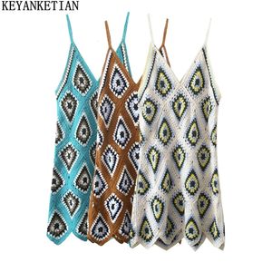 Keyanketian Boho Cutout Crochet ColorBlock Diamond Check Knit Slip Dress Womens Summer Thin Sleeveless V-hals Mini kjol 240415