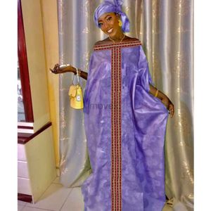 Etniska kläder Högkvalitativa afrikanska bazin Riche klänningar Big Size Nigerian Noble Party Gown Clothing Purple Guinea Lady Long Dresses Boubou Robe D240419