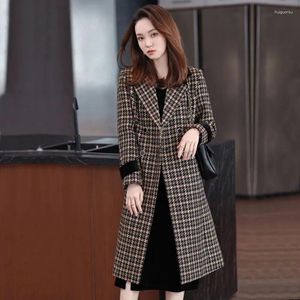 Women's Trench Coats Plaid Casual Windbreaker Jacket Overcoat Long Double-Breasted Coat Autumn Winter Korean Loose Windbreakers