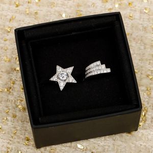 Cluster Rings Europe Fine Jewelry 925 Silver Crystal Diamond Star Регулируемая открытое кольцо женщин высшего качества роскошных подарков