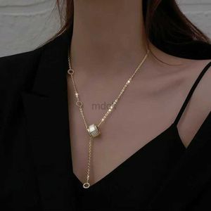 Naszyjniki wiszące prawdziwe 14 -krotnie żółte złoto błyszczące wąż choker prawdziwy złoty łańcuch znakomity naszyjnik dla kobiet Diamond biżuterii akcentowany 240419