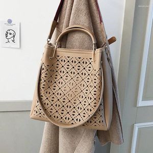 Drawstring Female Stora Pu Leather Crossbody Bags for Women 2024 Tote Shoulder Messenger Bag Ladies Hand Sling Luxury Handväskor Designer