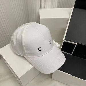 Prosta czapka baseballowa męskie Summer Luksusowe HATS Designerowie Kobiety Wspinanie się Running Słońce Snapback