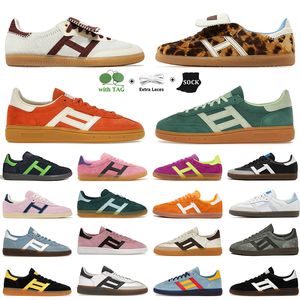 Designer OG Original Sneakers Running Handball Spezial Shoes Dhgate Mens Women Wales Bonner Pony Leopard Pink Red Black White Gum Collegiate Green Loafers Trainers