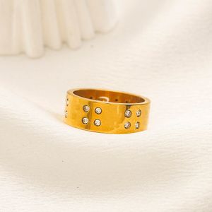 Designer Brand G Letter Band Reling