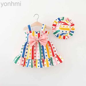 Vestidos de menina Vestido de estilingue de bebê de verão novo com bolinhas coloridas Polca de crianças Princess Dress vem com chapéu de viseira de sol de 0 a 3 anos de idade D240423