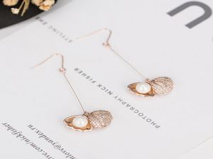 Wholevery cute New fashion designer sweet crystal diamond shell pearl clip drop dangle chandelier earring for woman girls w3353957