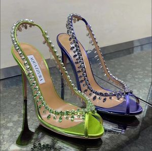 Aquazzura crystal ljuskronor pumpar klädskor pvc crystal-embelled stilett klackar kvällskor 105 mm kvinnor klackade lyxdesigners sandaler med låda