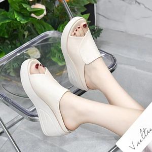 Slippers 2024 Women Sandals Black Wedge Platform Open Toe Orthopedics Thick Bottom Beach High Heels Slides