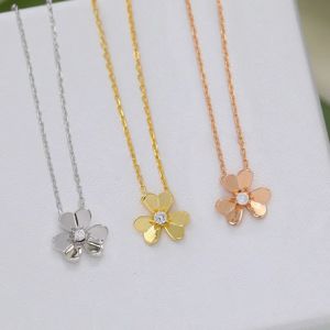 European Fashion Luxury Gold Lucky Grass Clover Necklace For Women S925 Sterling Silver Exquisite Sweet Brand High-end Jewelry