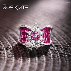 Anelli a grappolo Wosikate Micro set di lusso Simulato Ruby Crown Ring for Women Fashion Jewellery Banquet Cocktail Accessori per le mani femminili