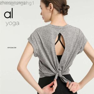 Desginer Alooo Yoga Top Shirtkläder Kort kvinna Kort ärm Snabbtorkning Sportskjorta Summerklänning Löst bakre fitnessflicka