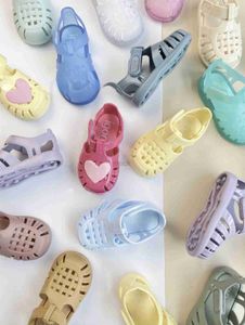 Sandals Summer Designer Kids Sandals New Boys Girls Solid Color Casual Baotou Roman Sandals Velcro Beach Children Shoes Gladiator 240419