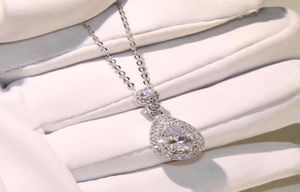 Toppsäljande hela professionella lyxiga smycken vatten dropphalsband 925 sterling silver päron form topaz cz diamanthänge för 7389270