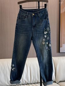 Kvinnors jeans mode broderad blommig höst och vinter hög midja streetwear stretch rak knapp denim blyertsbyxor