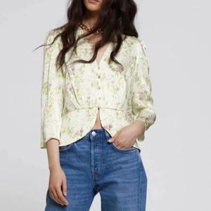 Blouses feminina 2024 Mulheres da primavera e verão Mulheres V Puff-bufk de caça jacquard da cintura Jacquard Button-Down-Sleeved Camisa Poliéster