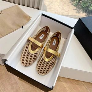 Slipper Designer Schuhe Frauen Ballett Flats Mary Jane Maultiere ausgehöhlte echte Lederschnalle Brand -Ladung runden Strassnotte Designer Luxury Schuhgitter Sandalen