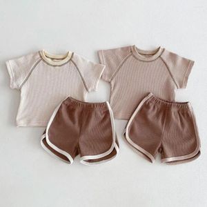 Roupas conjuntos de roupas para meninos de garoto de menino tanque de menino camisetas shorts cot de algodão coletor sólido duas peças