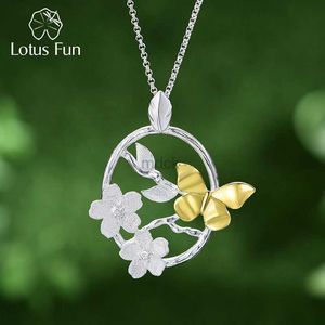 Pendant Necklaces Lotus Fun 18K Gold Elegant Butterfly Garden Flower Pendants and Necklaces for Women 925 Sterling Silver Luxury Fine Jewelry 240419