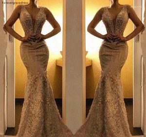 Party Dresses 2024 Champagne Lace Evening Dress Sexy Dubai Plunging Deep V Neck Holiday Women Wear Formal Prom Gown Plus Size