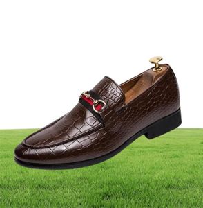 Homens Oxford Shoes Snake Skin Prints clássico estilo homem vestido de homem de negócios lacta de casamento