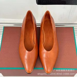 Casual Shoes Dress Spring Autumn French Women's Pointed Flat Bottom V-mouth Style Brown Oil Wax Leather Mid Heel