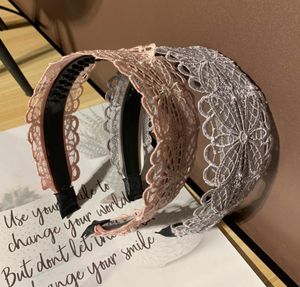 Wide Side Headband Lace Embroidery Hollow Out Hair Band With Non Slip Tooth Simple Summer Head Hoop4817085