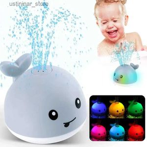 Sand Play Water Fun Baby Light Up Bath Toys Whale Automatic Sprinkler Bathtub Toys Kids Spädbarn Swim Pool Badrum Leksaker gåvor med musik Led Light L416