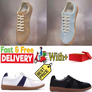 2024 Mulher de couro de couro para homens de designer vintage Luxury Margielas White Casual Shoes Casual Tennis Casual Outdoor Masions Sapatos Gai Tamanho 36-45