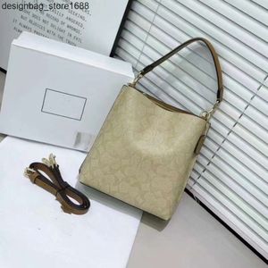 Yüksek Kalite% 75% İndirim Toptan Satışlar C Kou Family Womens Bag 2024 Yeni Kova Klasik Klasik Çiçek Tek Omuz Crossbody Çantası Çok Çözümlü Koltuk