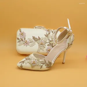 Dress Shoes 2024 White Lace Flower Wedding With Matching Bags High Heels Pointed Toe Ankle Strap Ladies Party Shoe And Bag Set