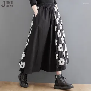 Skirts Flower Patches Japanese Style Woman Elastic Waist A-Line Black Floral Skirt Girls Holiday Casual Loose Fit JJSK026