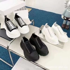 Schuhe Boots High -Version Maikun Little White Damen matsuke dicker Sohle erhöhter vielseitiger Top -Leinwand Vaters