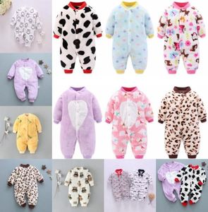 Nyfödda pyjamas baby våren vinterkläder spädbarn jacka för flickor jumpsuit pojkar mjuk flanell bebe romper 018 månad 1532 y27216612