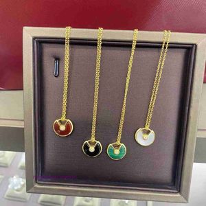 Designer Cartrres nacklace simple set pendant S925 Silver Card Family Amulet Necklace Plated with 18K Rose Gold White Fritillaria Red Agate Safety Talisman Full Dia