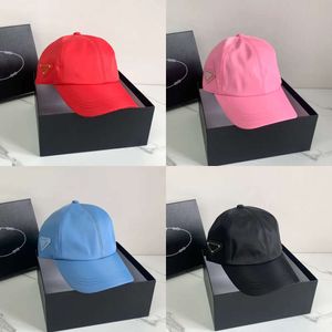 HATS Designer Women nylon męski Projektanci czapki baseballowej Dopasowane czapki Hats boczny Trójkąt S Prezent CSG2403072-8 S S CG2403072-8