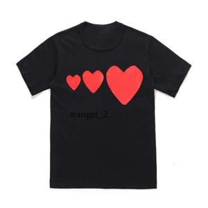 Koszula CDGS Play T-shirts Najnowsze mężczyźni Kobiet Designer Luksusowe czerwone serce Koszula moda mężczyźni swobodne ubranie Tshirt Little Heart Chuan Kubao Ling wysokiej jakości Teer 2958