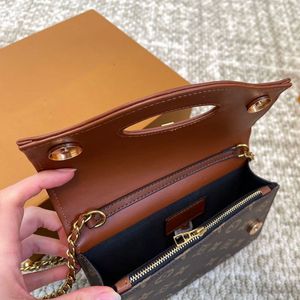 24SS Women Latee Leather Flows Flowers Diagonal Crossbody Bag Ladies Luxury Designer Handbag Card Holder Outdoor Wallet Messenger Gold Ecal