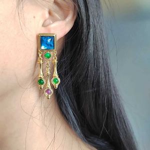 Other Personality and exaggerated retro Earrings for Women Girl Charm Stud Earring Jewelry 240419