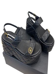 Classic Lambskin Womens Sandals Platform Wedge Heels 3cm75cm Round Toes Slingbacks Buckle Strap Designer Hardware Matelasse Quil2862212