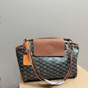 Vintage kvinnors designer väskor handväskor roue tote shopping väska plumet handväska klassiska tryck strandsäckar resor gy crossbody shoule påsar 240415