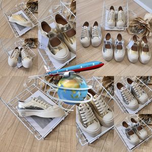 2024 Casual Shoes Designer Shoes Womens Platform Vintage Sneakers Gold Silver lace up Velcro size 36-40 Classic Comfortable GAI golden white